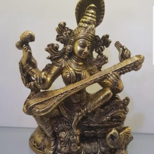 Brass statue saraswati mata ji, beautifully hand carved by skilled artisans. Dimensions- Height- 11" Weight- 5.300 kg Material- Brass, Finish- Brass antique finish. Team Interio Bliss +91-8859485555 ; +91-8859495555 www.interiobliss.com